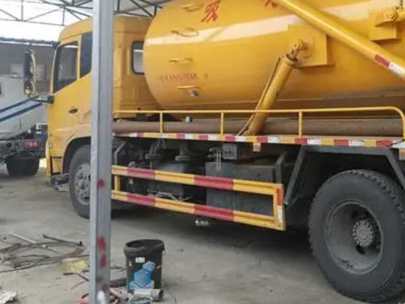 奉贤海农公路专业化粪池清理专车抽粪吸粪高压清洗管道