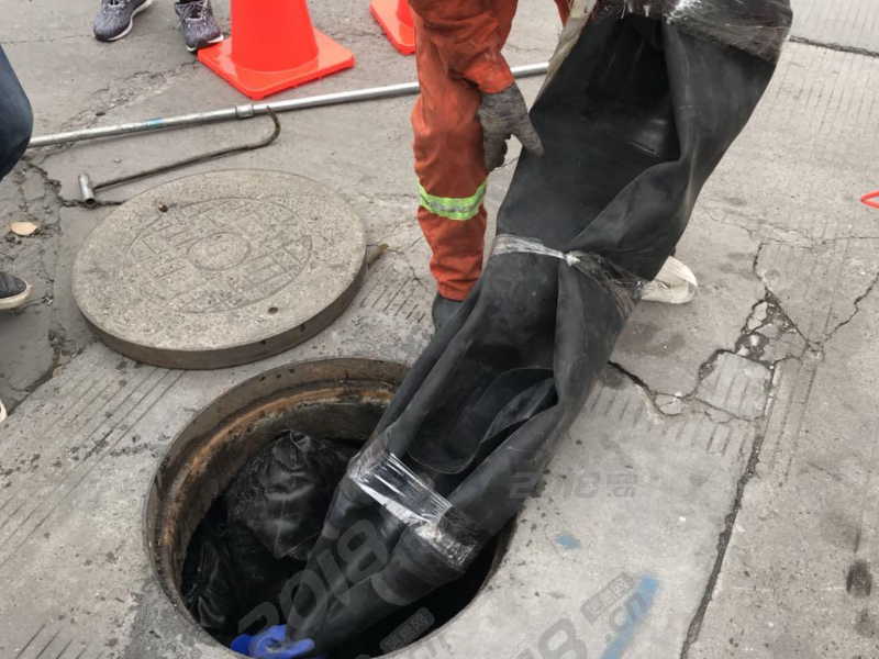 奉贤区南桥地区专业排污管道堵塞疏通公司【专业的设备施工单位】